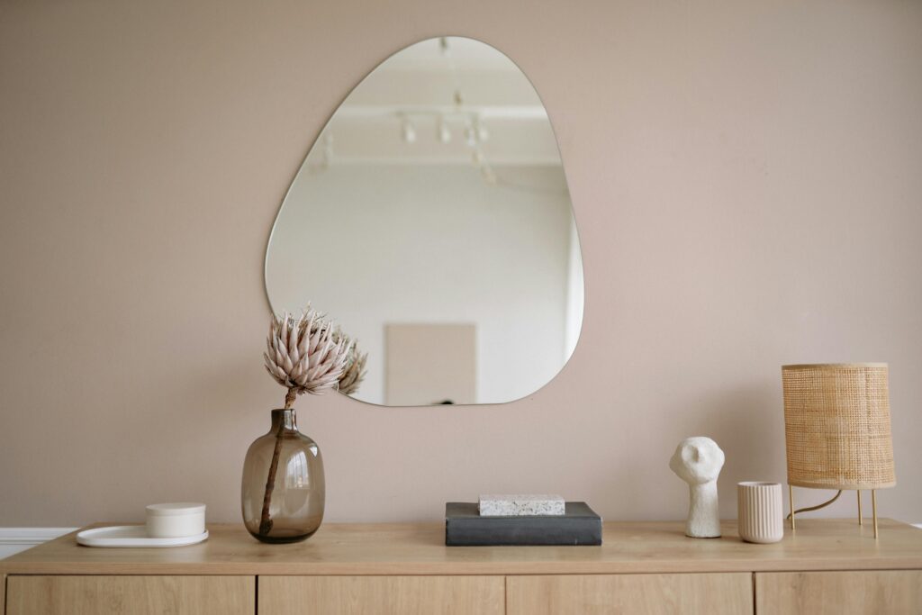 How To Pick the Right Colors for Your Modern Home in 2025